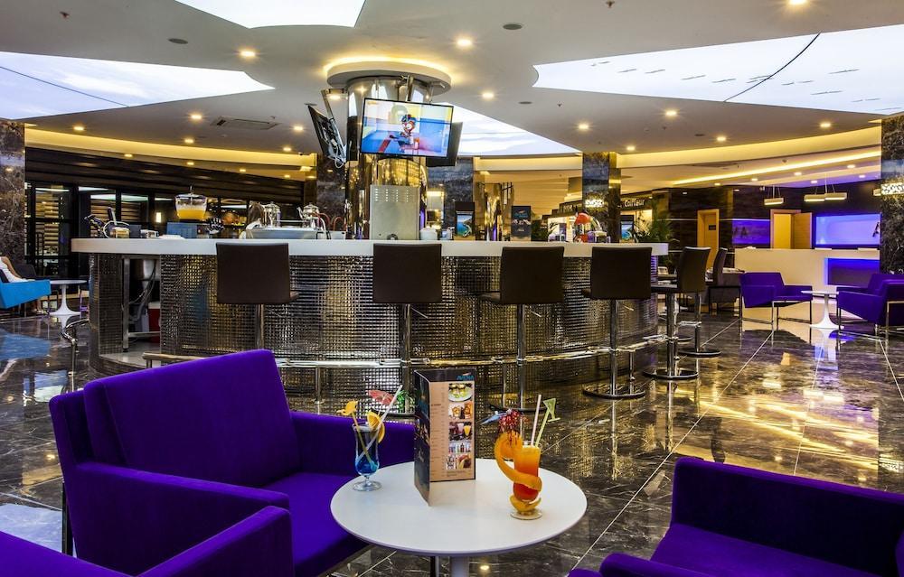 אלאניה Avena Resort & Spa Hotel מראה חיצוני תמונה