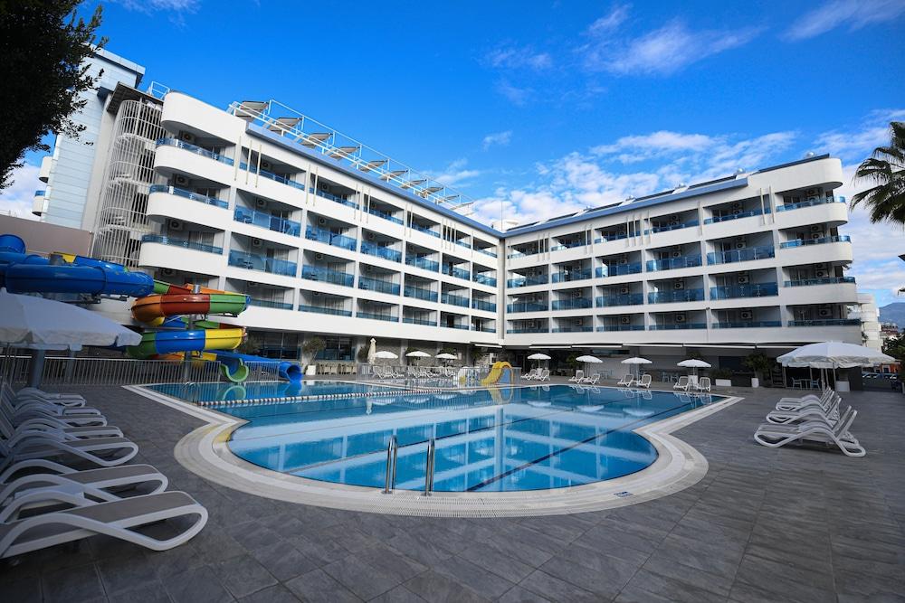 אלאניה Avena Resort & Spa Hotel מראה חיצוני תמונה