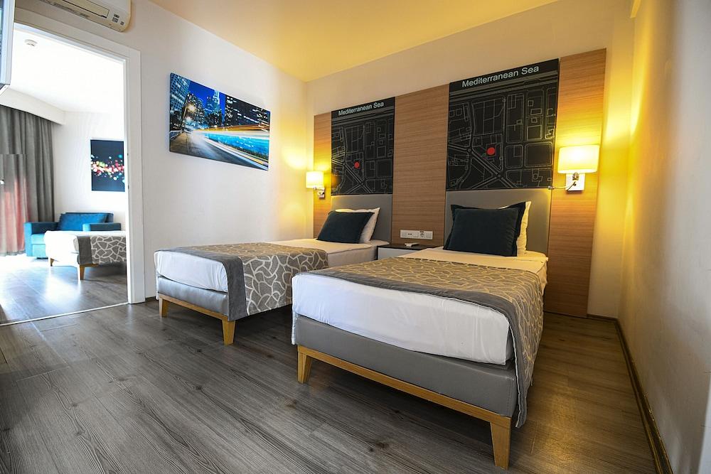 אלאניה Avena Resort & Spa Hotel מראה חיצוני תמונה