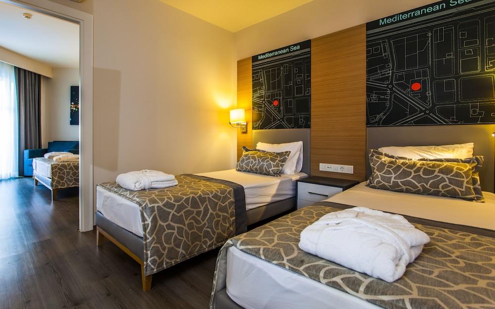 אלאניה Avena Resort & Spa Hotel מראה חיצוני תמונה
