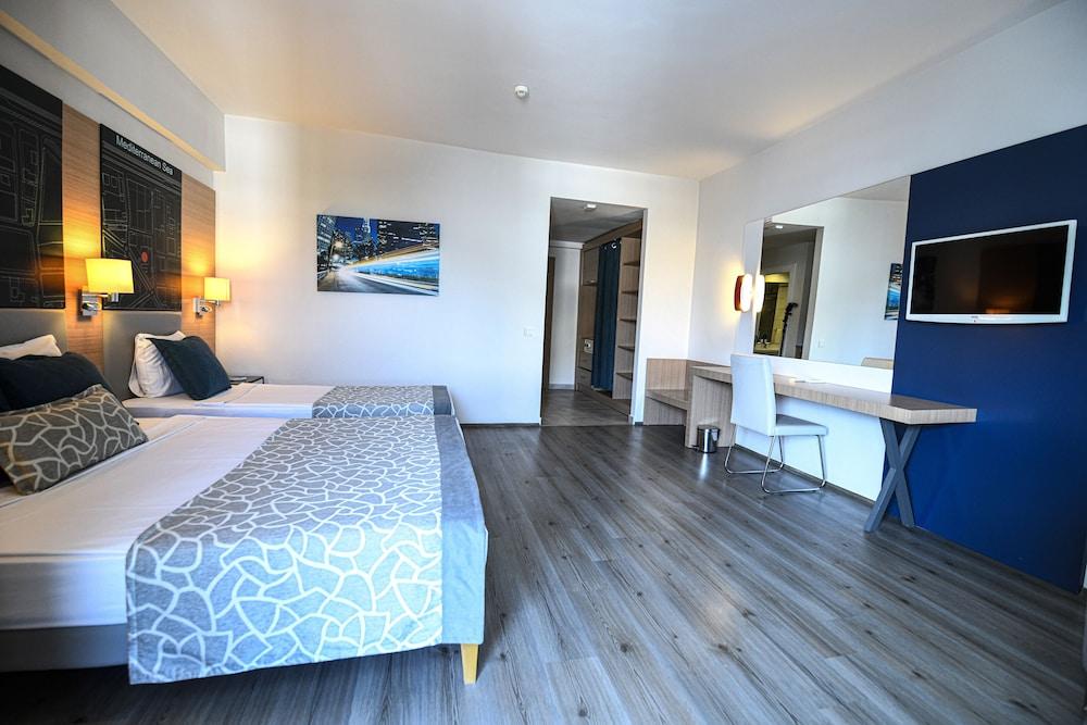 אלאניה Avena Resort & Spa Hotel מראה חיצוני תמונה