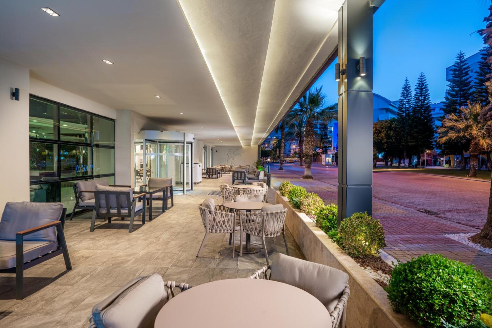אלאניה Avena Resort & Spa Hotel מראה חיצוני תמונה
