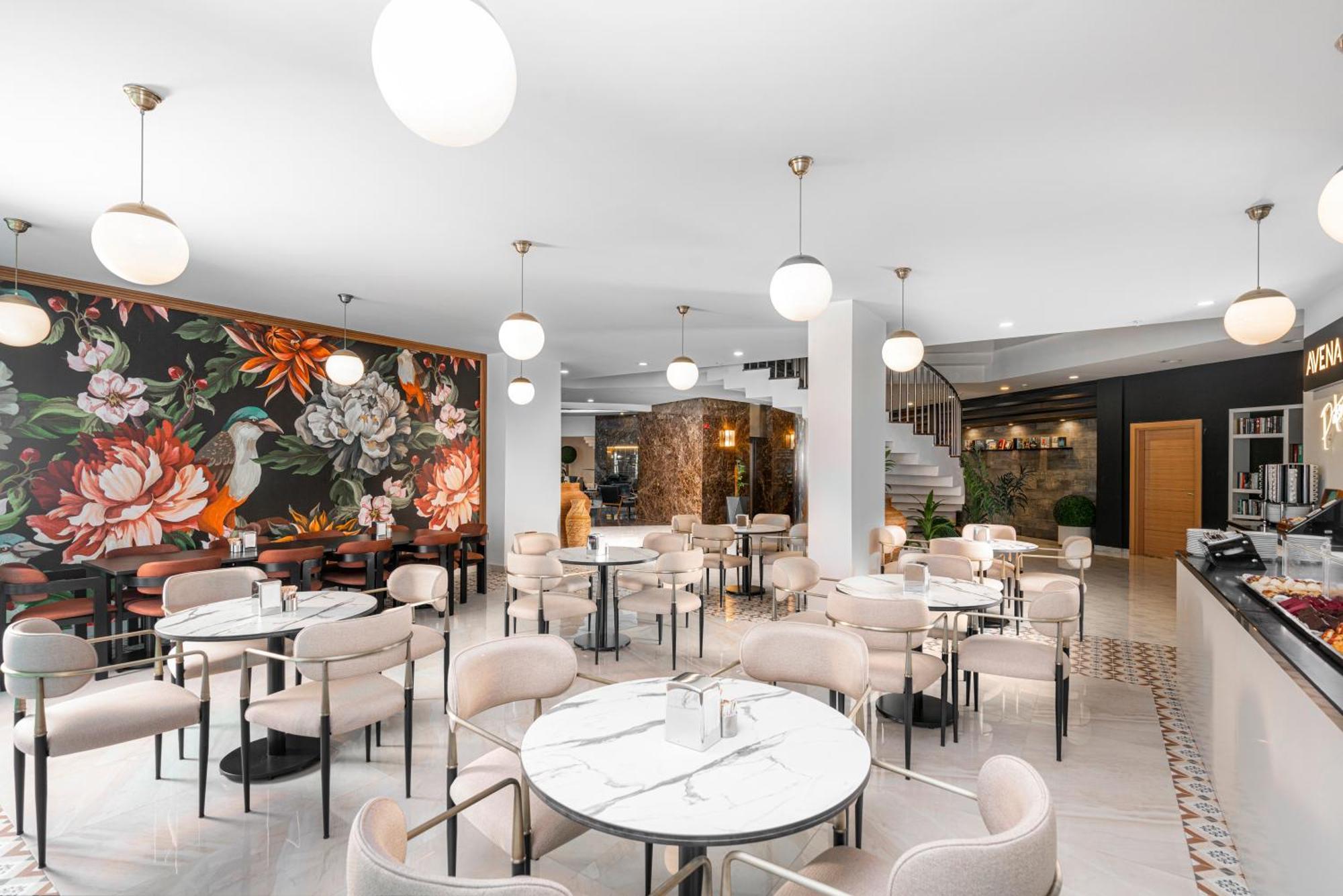 אלאניה Avena Resort & Spa Hotel מראה חיצוני תמונה