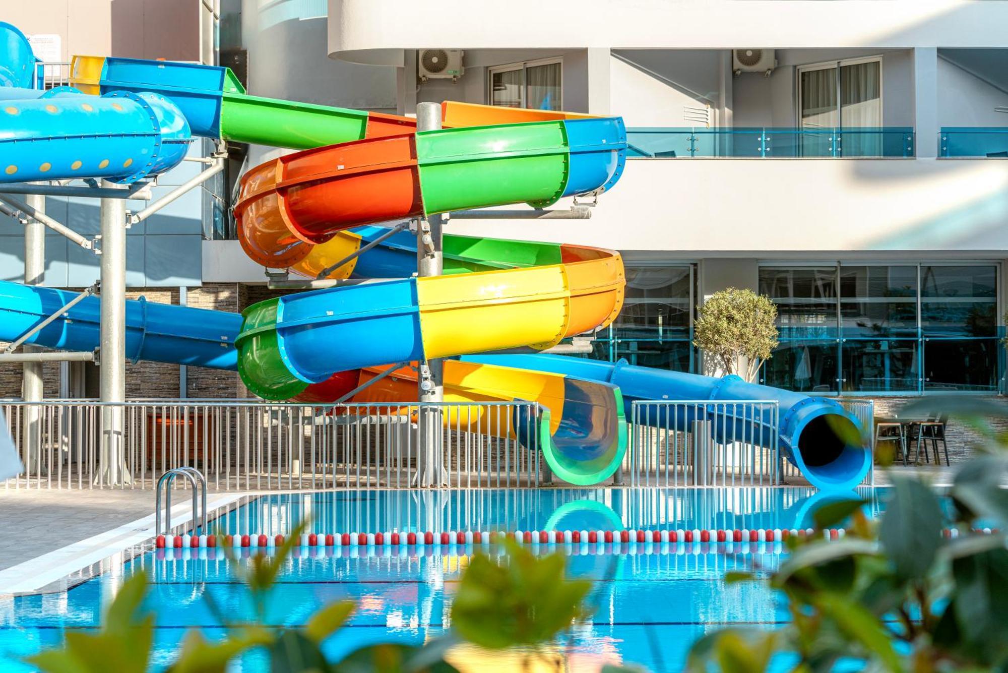 אלאניה Avena Resort & Spa Hotel מראה חיצוני תמונה